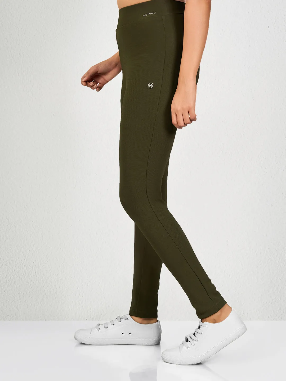 Dark Green Solid Yoga Pants