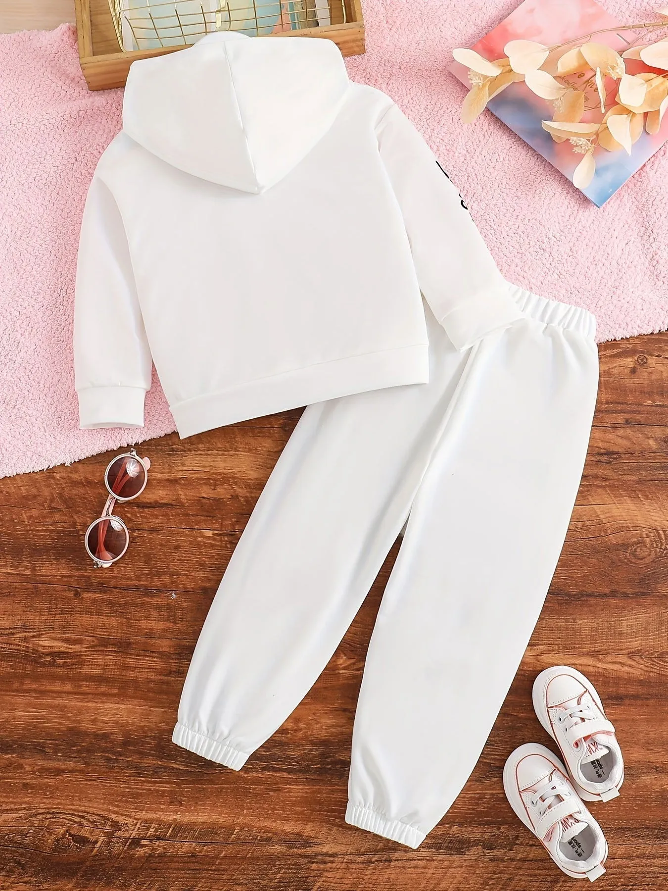 Hooded Graffiti Bear Print 2Pcs Toddler Girl Tracksuits